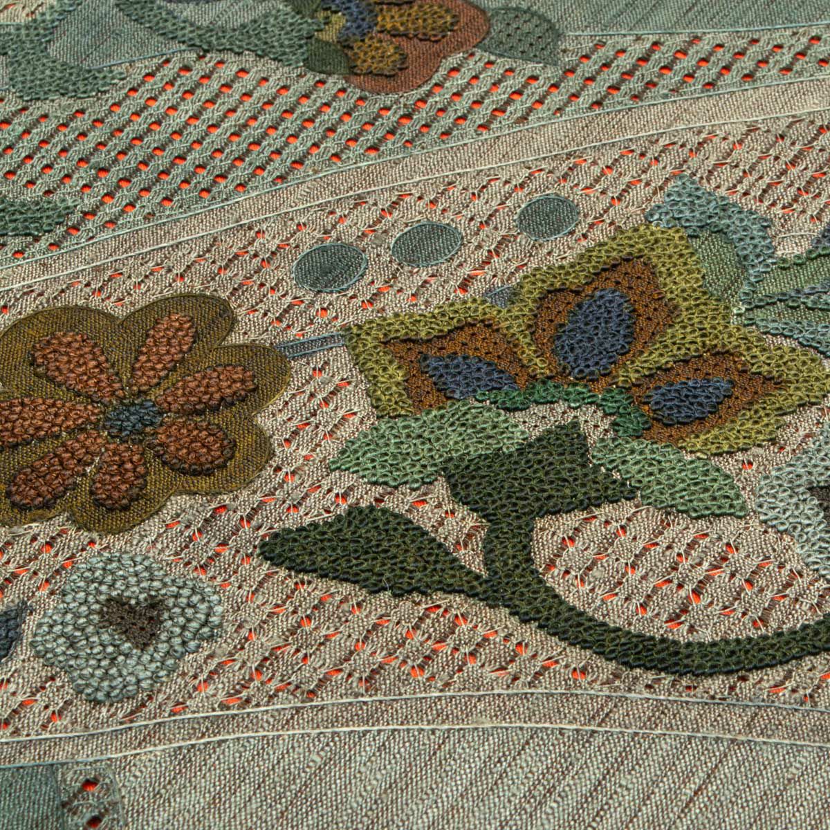 中国三大刺繍 汕頭刺繍】洒落袋帯 唐花文 相良刺繍 利休鼠色 錆系色